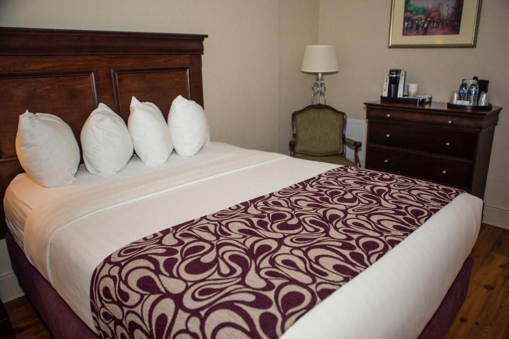 Inn on St. Peter a French Quarter Guest Houses Property - image 3